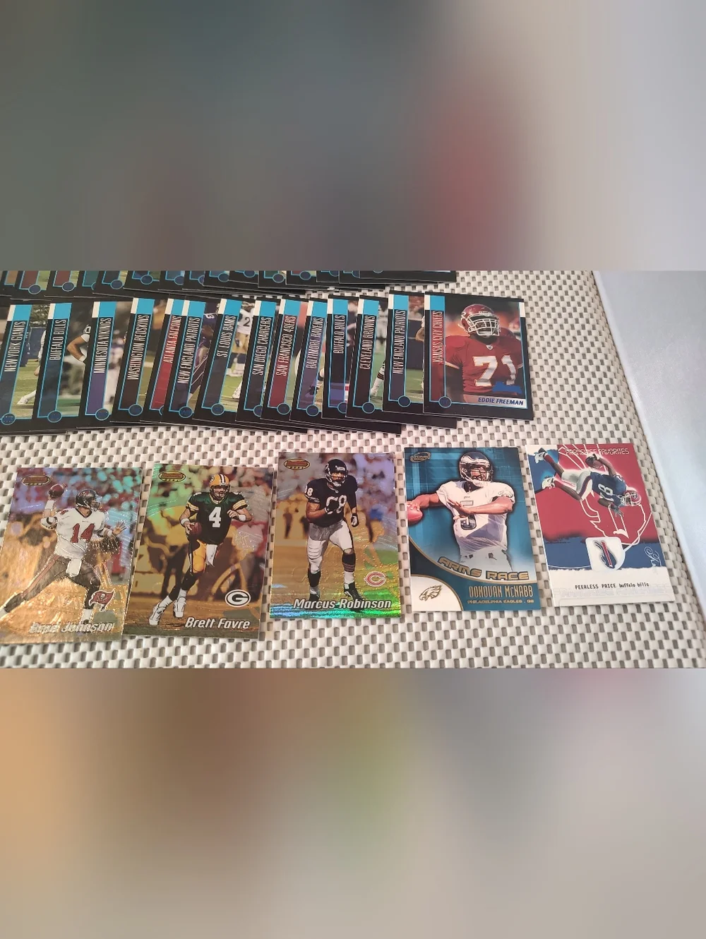 37 Football Trading Cards 2002